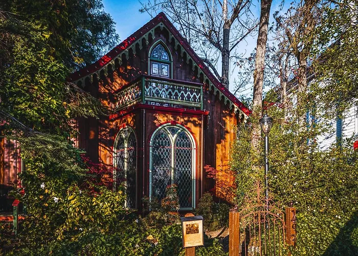 Vacation rental: Two Room Inn