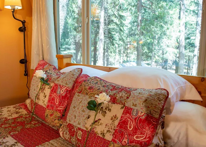 Vacation rental: Harmony Ridge Lodge