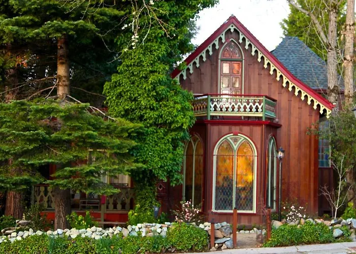 Vacation rental: Two Room Inn